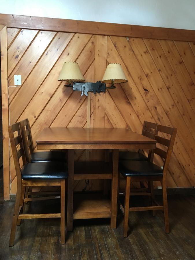 Chinook Winds Motel Dubois Zewnętrze zdjęcie