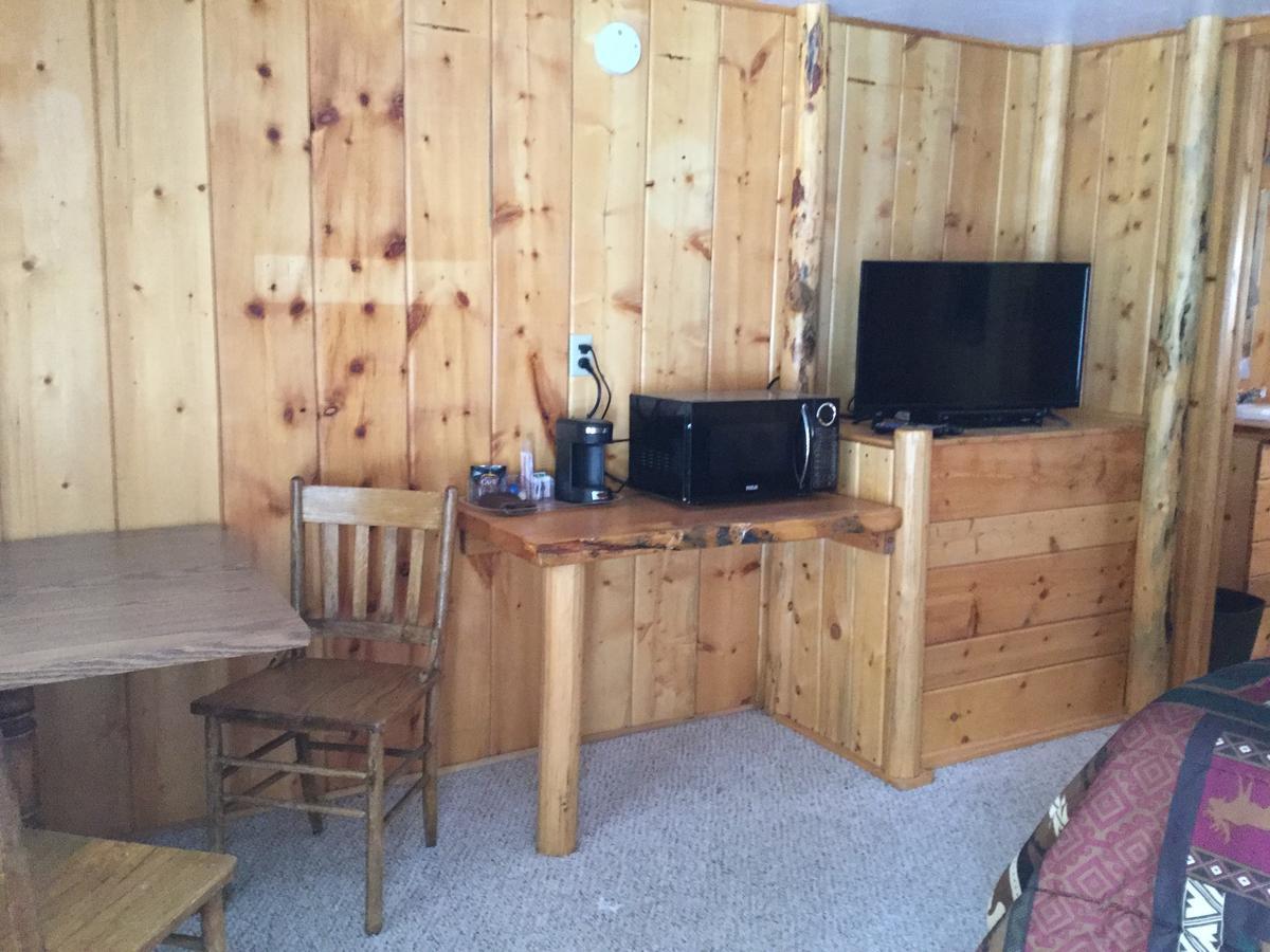 Chinook Winds Motel Dubois Zewnętrze zdjęcie